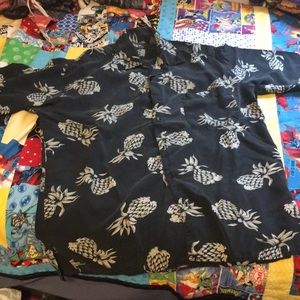 Small Button-up pineapple shirt